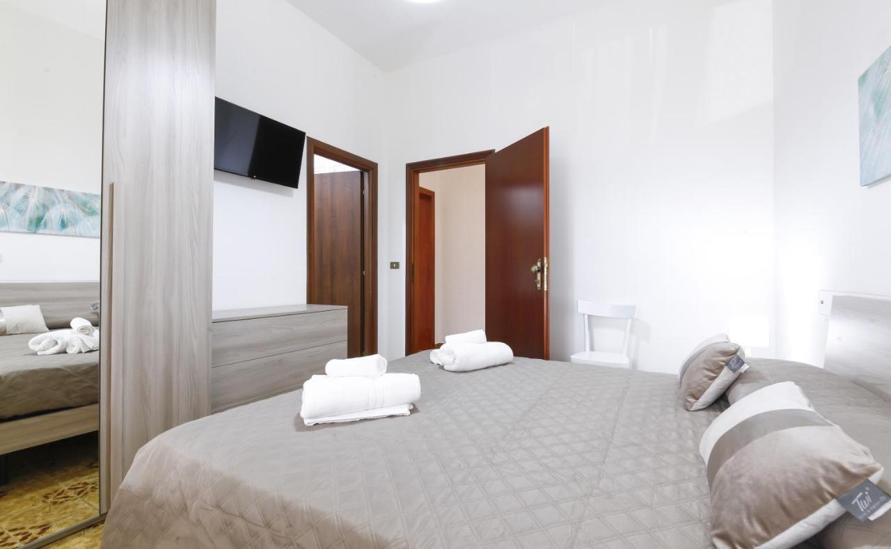 Lupomonaco Rooms Veglie Buitenkant foto